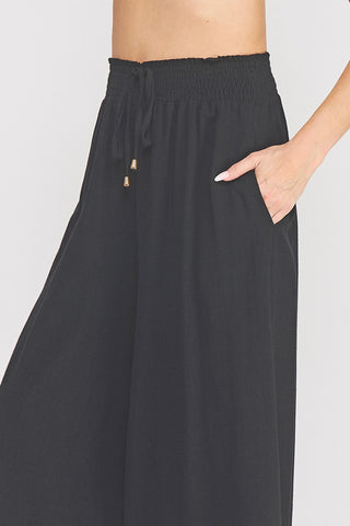 Smocked Tie-Waist Wide-Leg Capri in Black
