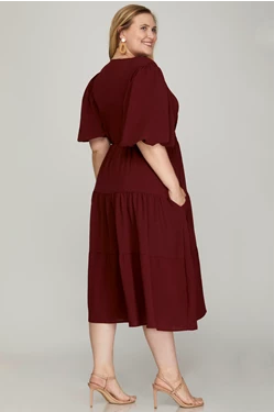 Curvy Balloon Sleeve Tiered Dress in Wine