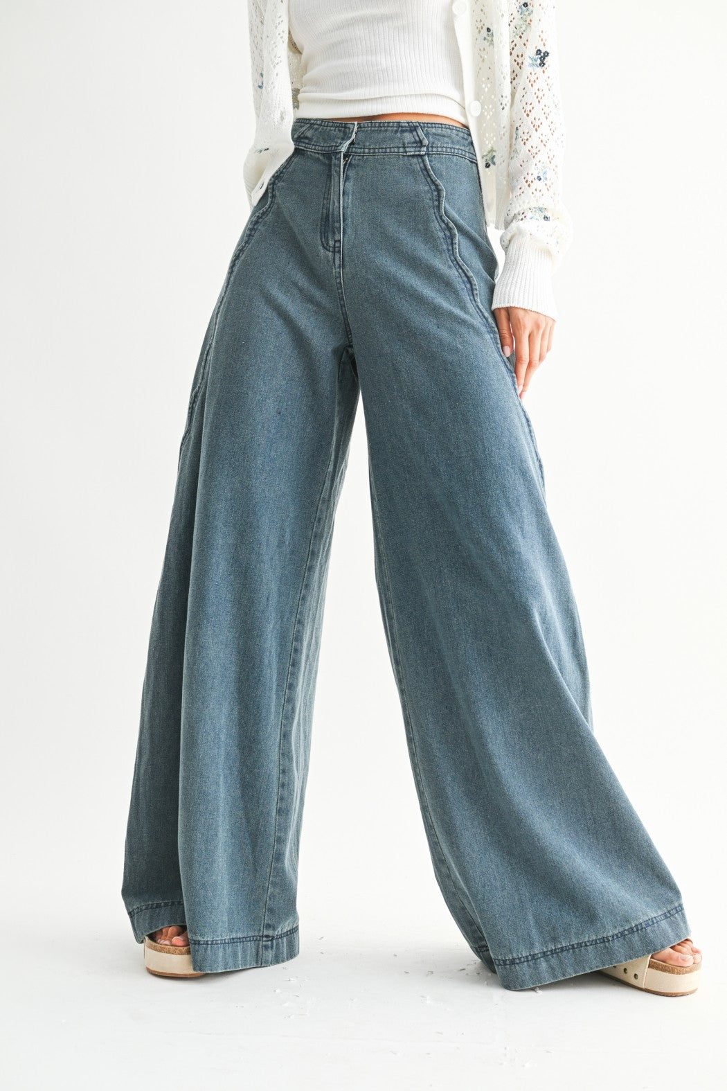 Scallop Trim Wide Leg Trousers