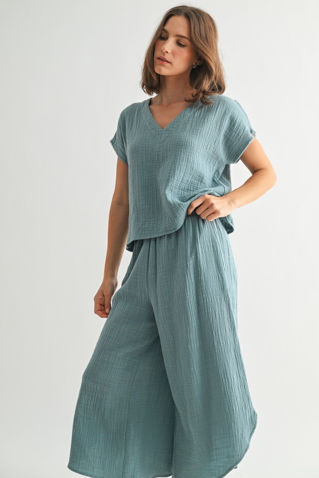 Gauze Curved Hem Pants
