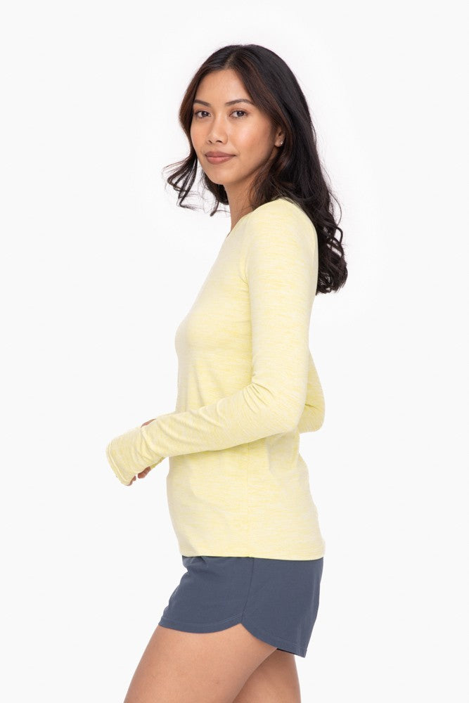 Active Top With Thumb Holes in Dusty Lime