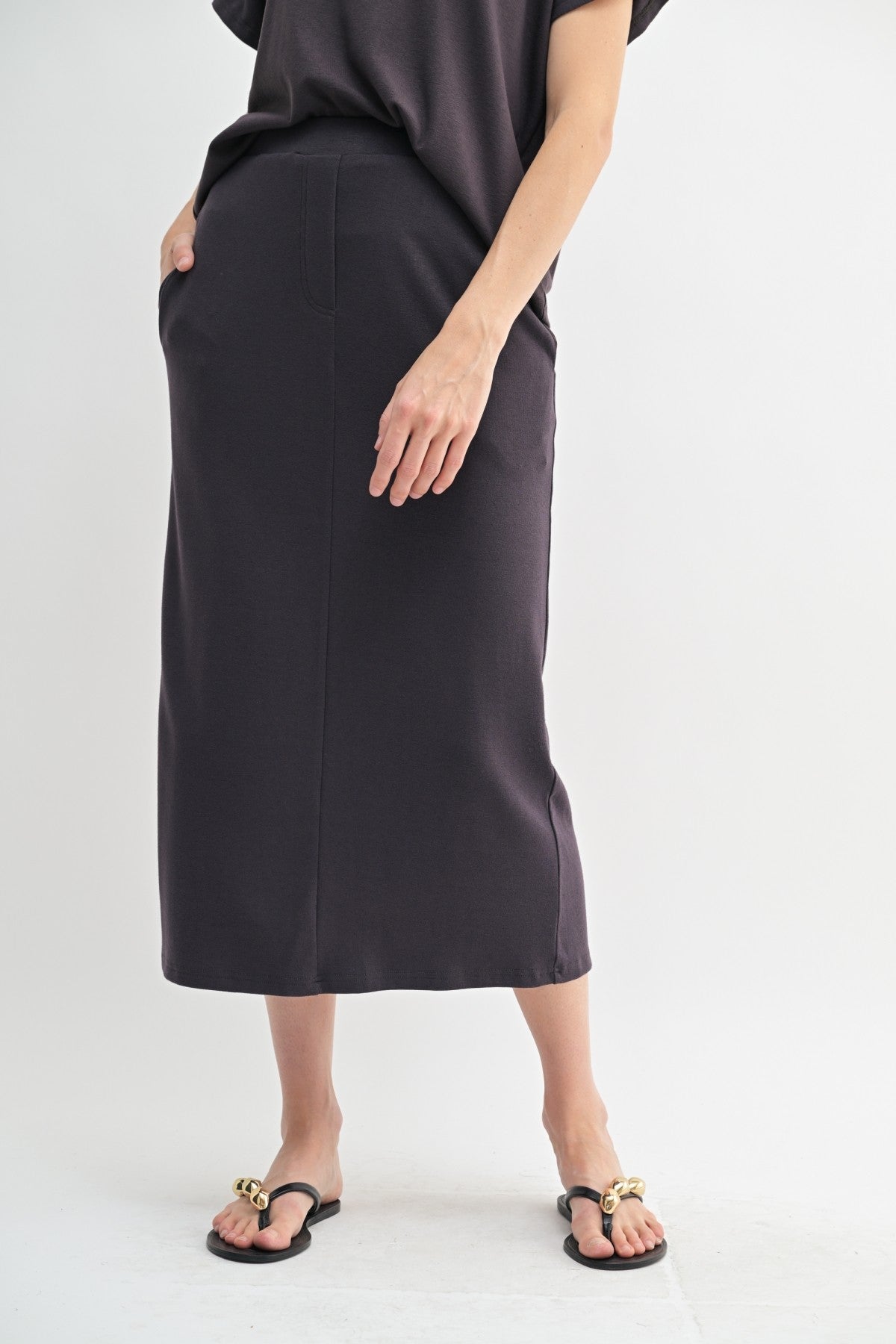 Stretch Midi Track Skirt in Truffle