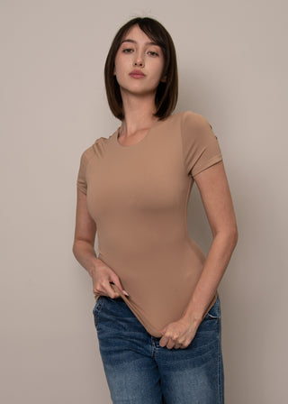Roxi Signature Second Skin Top in Almond
