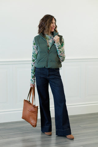 Puffer Vest with Zipper Pockets
