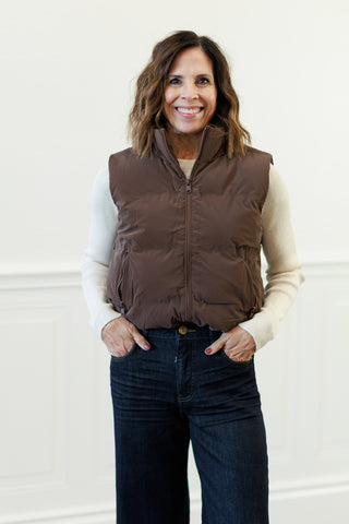Cropped Puffer Vest with Zipper Pockets