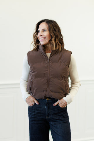 Cropped Puffer Vest with Zipper Pockets