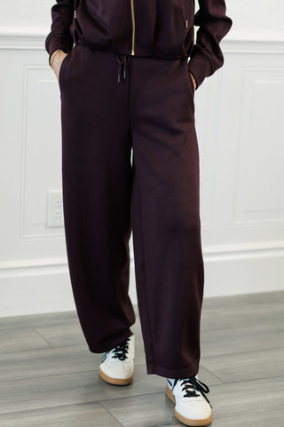 Soft Barrel-Leg Joggers