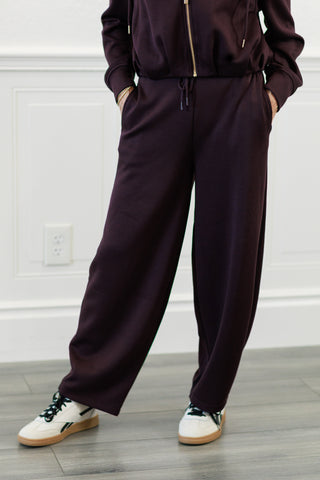 Soft Barrel-Leg Joggers