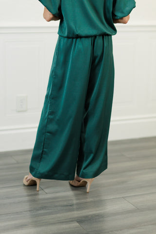 Satin High-Waist Pleated Wide-Leg Pants in Hunter Green
