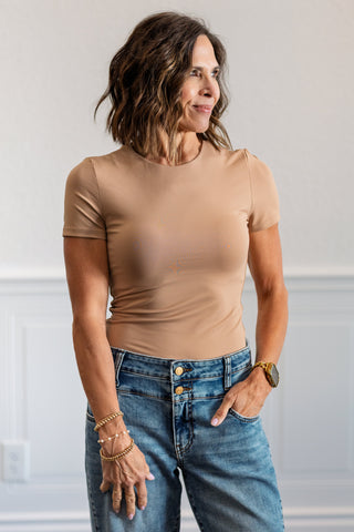 Roxi Signature Second Skin Top in Almond