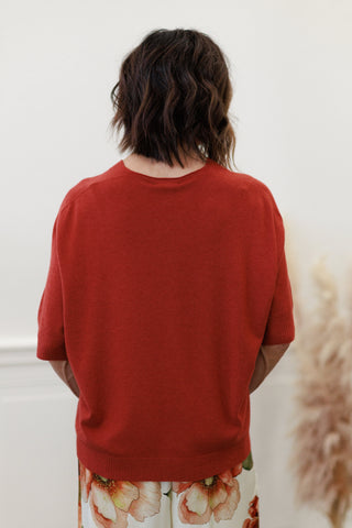 Italian V-Neck Light Sweater Knit Top in Paprika