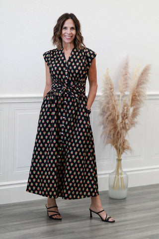 Geo Print Sleeveless Midi Dress in Black
