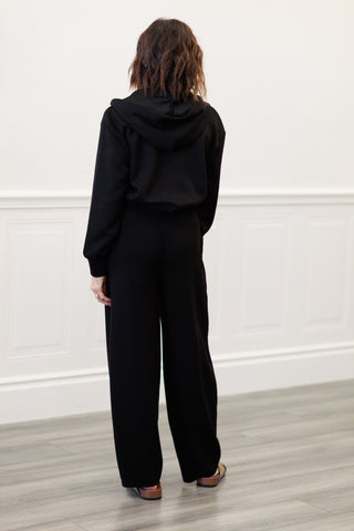 Soft Barrel-Leg Joggers