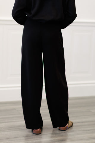 Soft Barrel-Leg Joggers