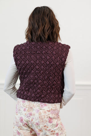 Textured Diamond Quilted Nylon Vest in Cherry Lacquer