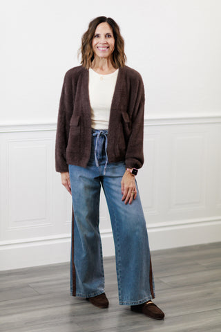 Jana Short Cardigan with Pockets in Chocolate