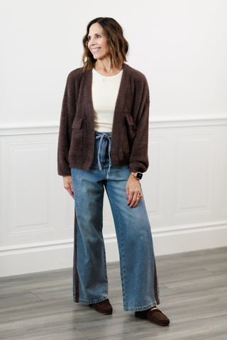 Jana Short Cardigan with Pockets in Chocolate
