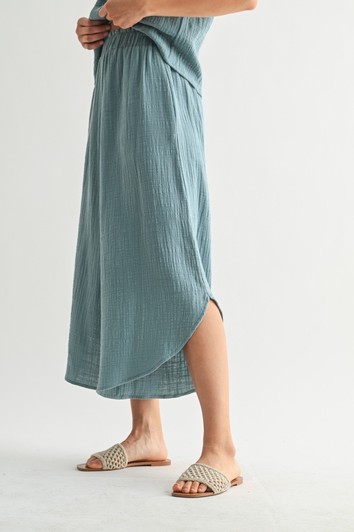 Gauze Curved Hem Pants