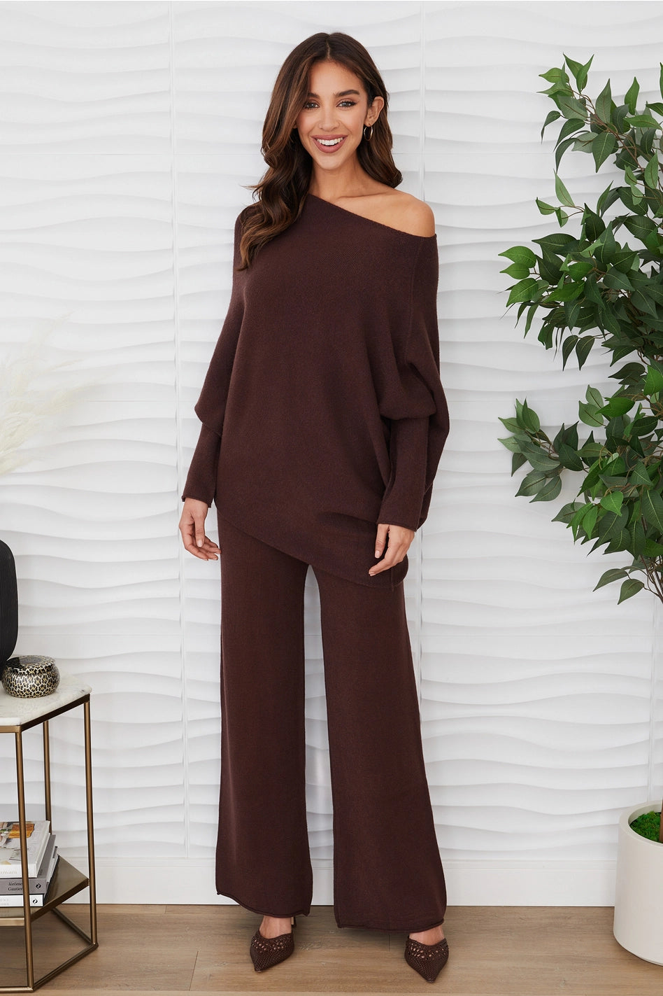 Italian Cozy Flared Pant in Chocolate