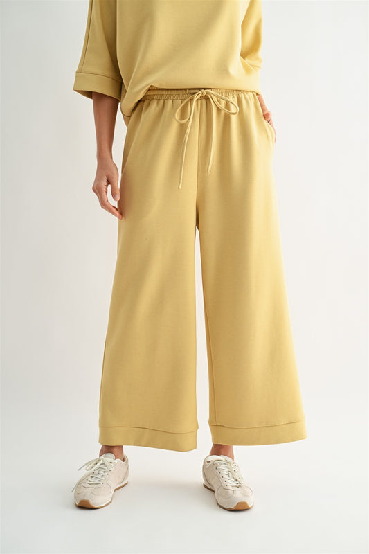 Scuba Pants in Butter Yellow
