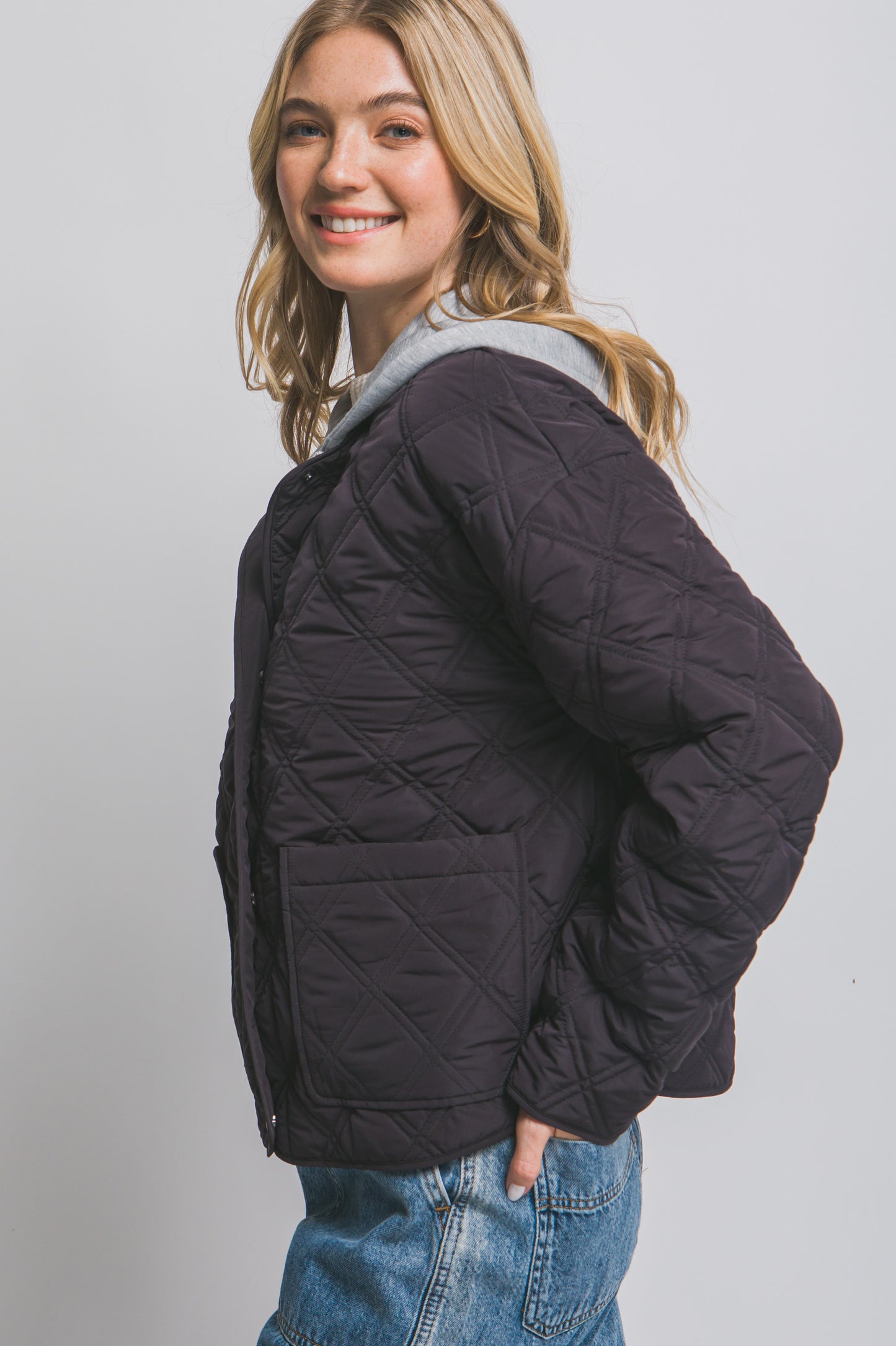 Contrast Puffer Jacket in Black