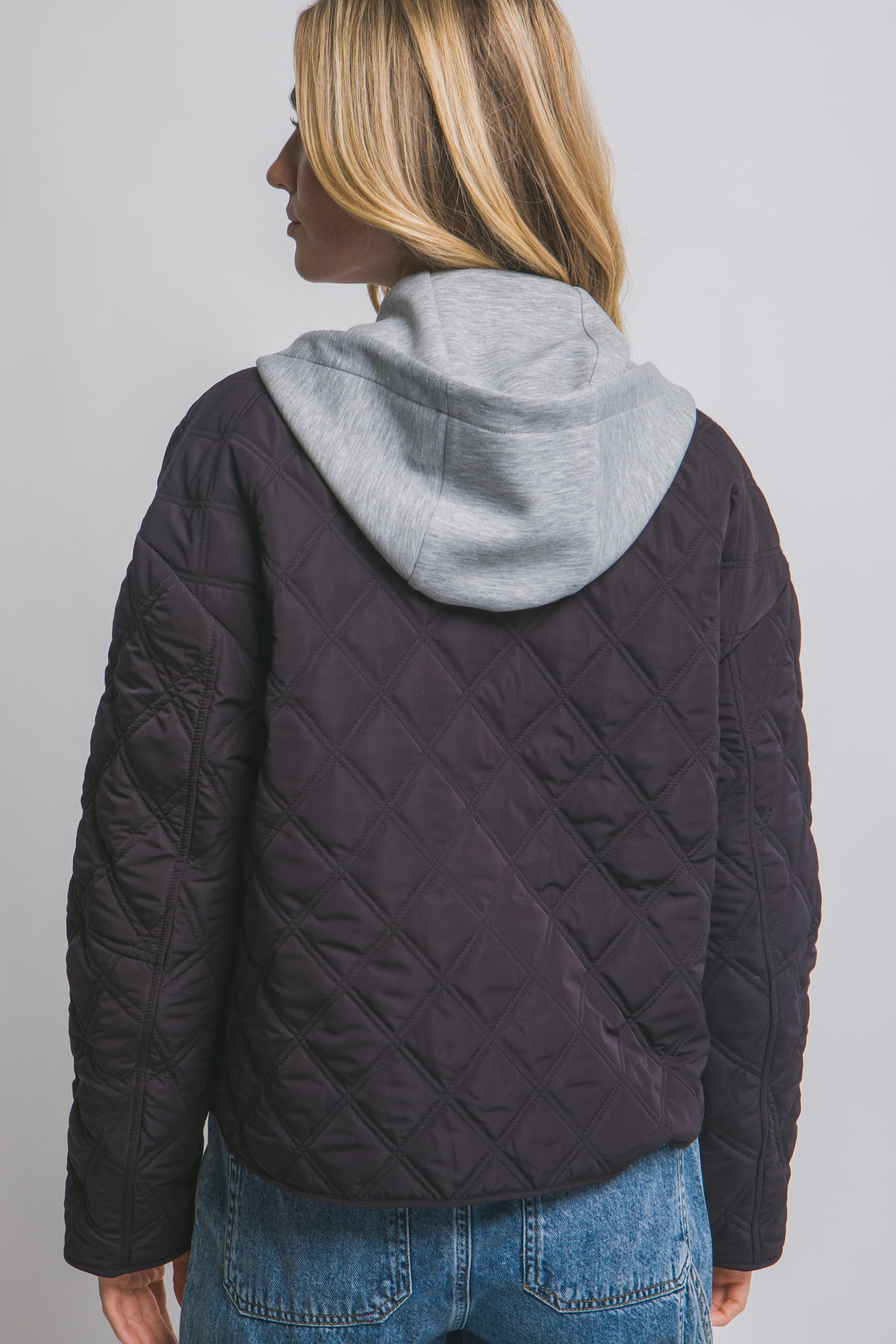 Contrast Puffer Jacket in Black