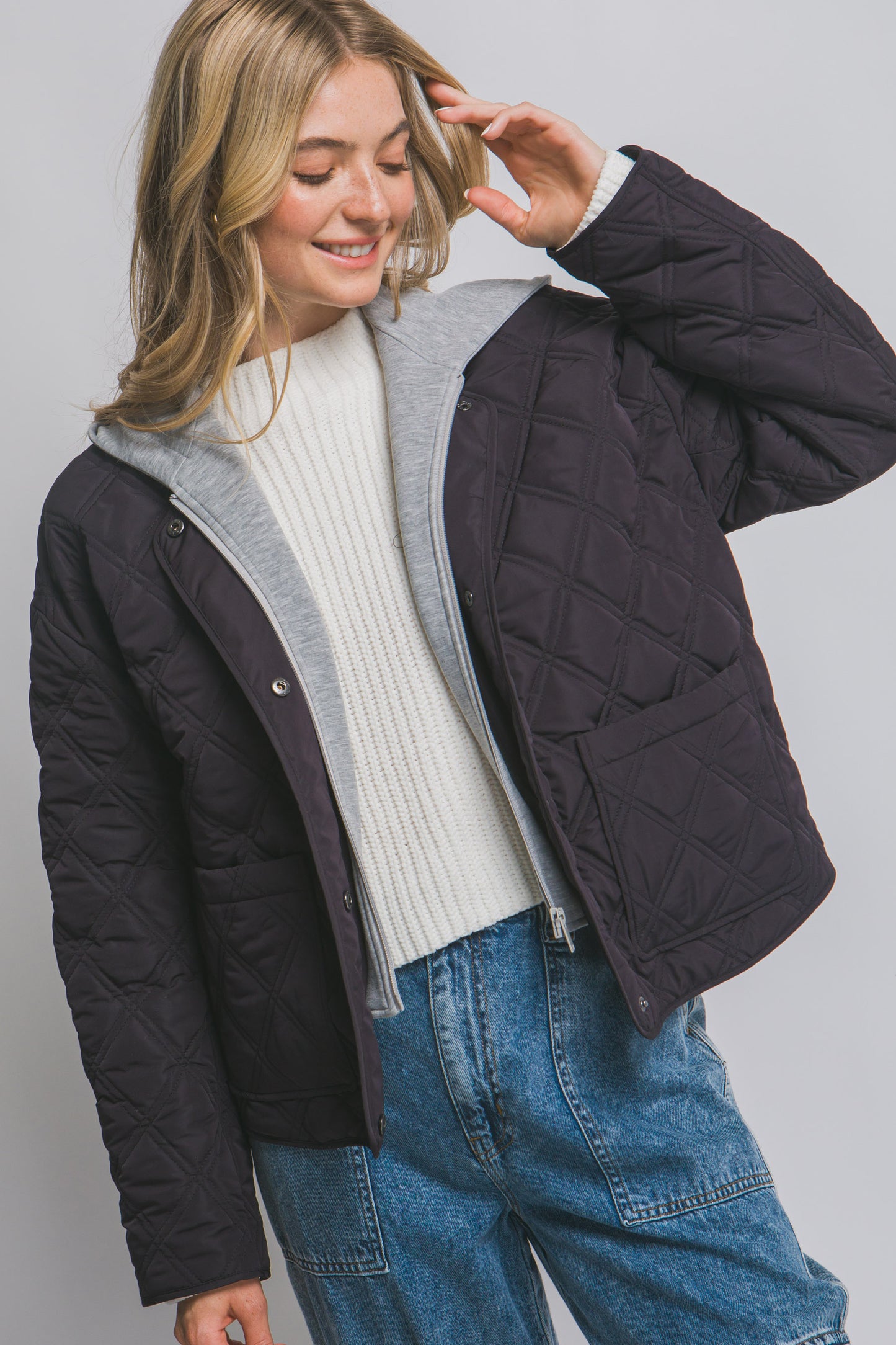 Contrast Puffer Jacket in Black