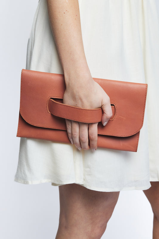 The Mare Clutch in Clay