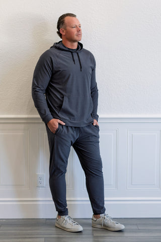 Atmosphere Midweight Hoodie in Asphalt