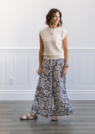 Bloom Wide Leg Cropped Pants in Midnight Blue