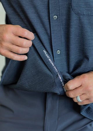 Commuter® Seersucker Button Down in Navy Chambray