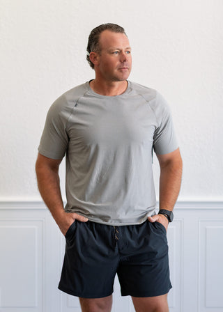Reign Short Sleeve in Light Grey Heather