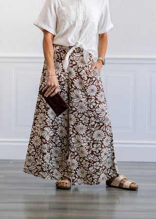 Bloom Wide Leg Cropped Pants in Brown