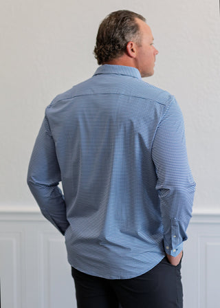 Commuter® Shirt - Classic in Navy Gingham