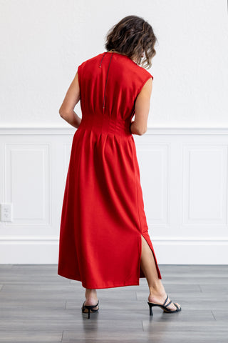 Cap Sleeve Pintuck Waist Midi Dress in Red