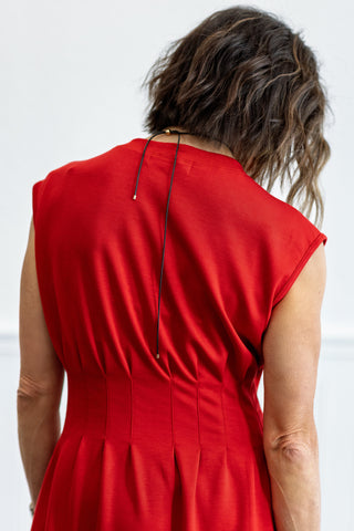 Cap Sleeve Pintuck Waist Midi Dress in Red