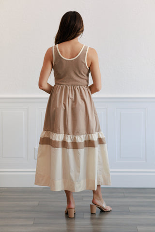 Contrast Trim Midi Dress in Tan