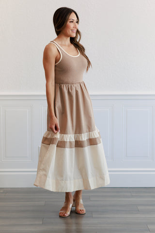 Contrast Trim Midi Dress in Tan
