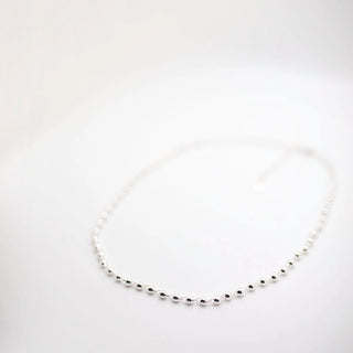 Bella Necklace in Silver