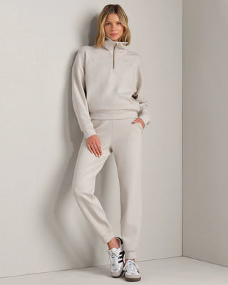 Dreamglow Jogger in Sand