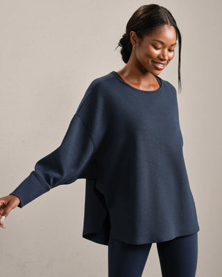 Dreamglow Pullover in Navy Blue