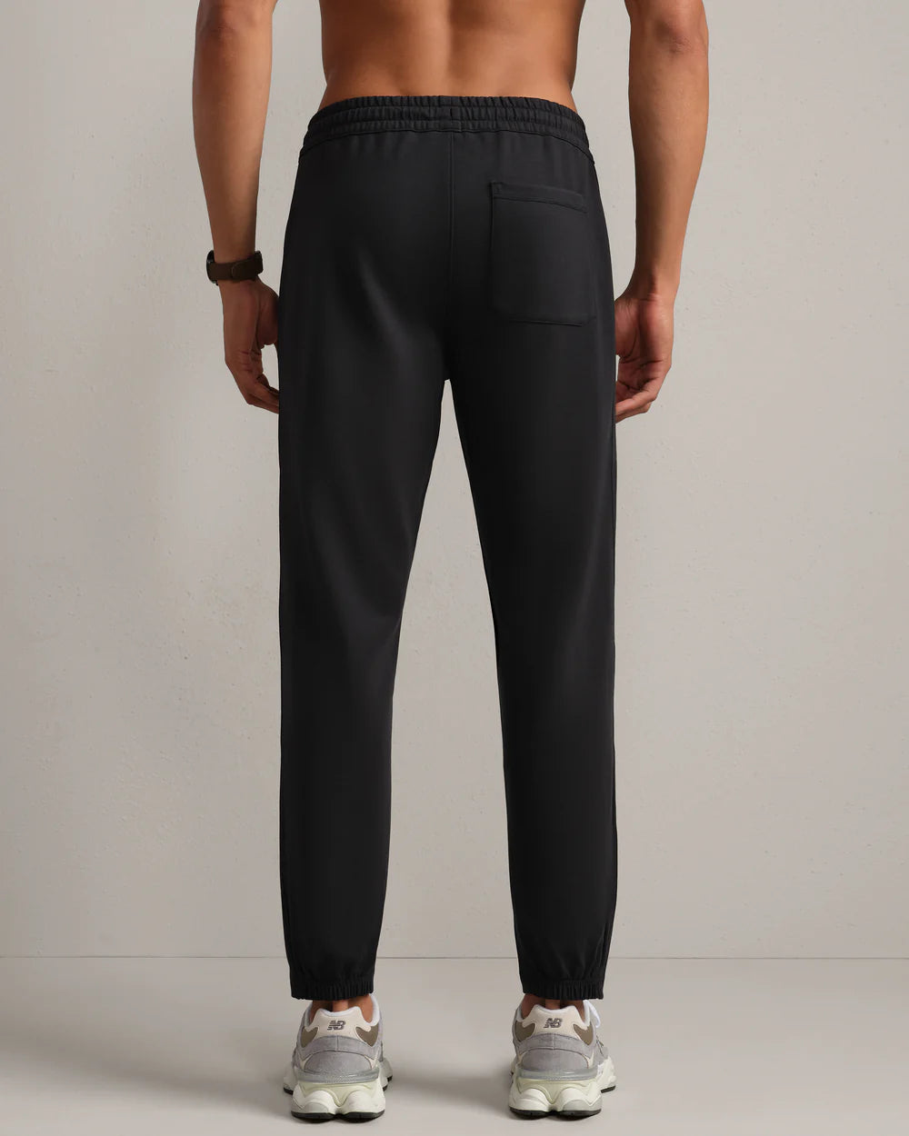 DreamState Jogger in Black