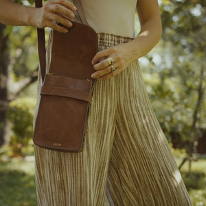 Boxy Crossbody in Vintage Brown