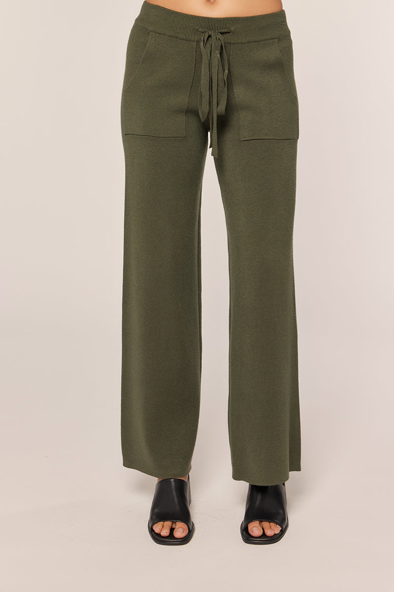 Soft Front Pocket Sweater Pants in Dk. Green