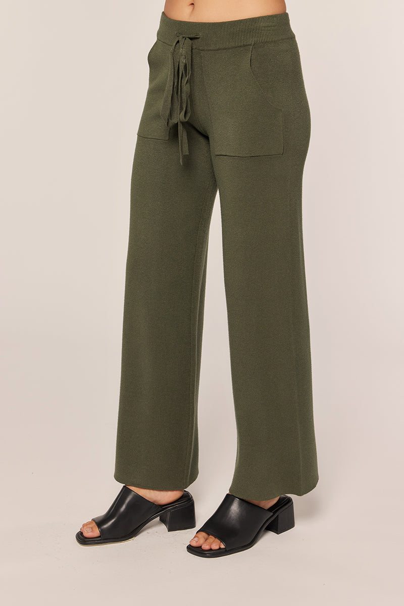 Soft Front Pocket Sweater Pants in Dk. Green