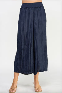 The Crinkle Cropped Pants in Navy