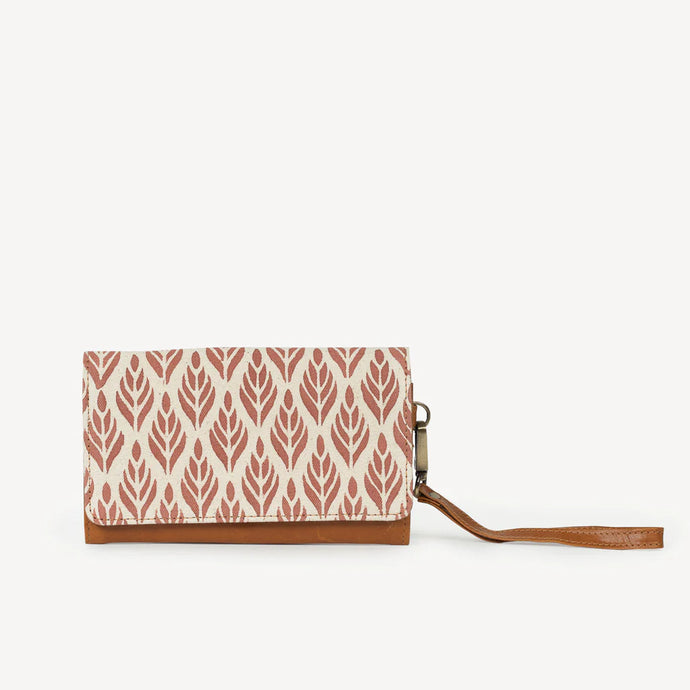 Vanya Wallet in Forest Rust & Camel