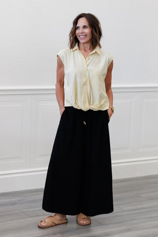 Wide Shoulder Twisted Hem Shirt in Butter Yellow