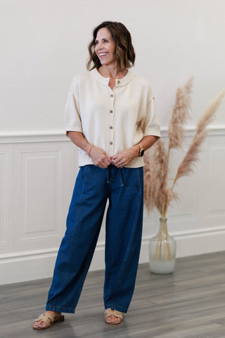 Short Sleeve Button Front Knit Cardigan in Cream