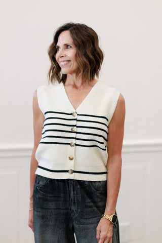 Contrast Stripe Button Knit Vest